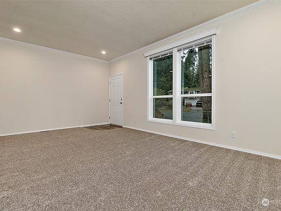 4th image of 25509 32nd Avenue E