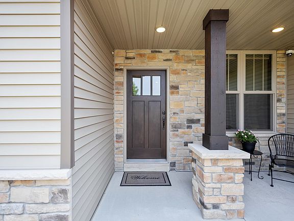 4th image of 1638 Steiner Ln