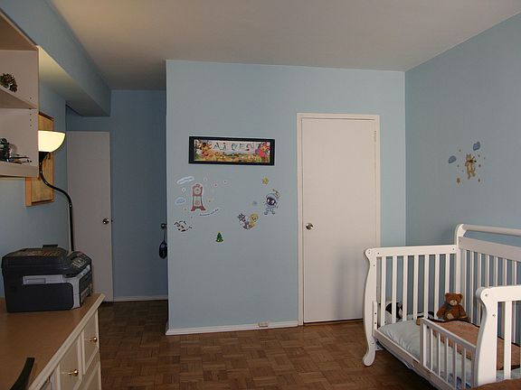 3rd image of 415 E 52nd St APT 7GC