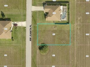 927 NW Juanita Pl, Cape Coral, FL 33993
