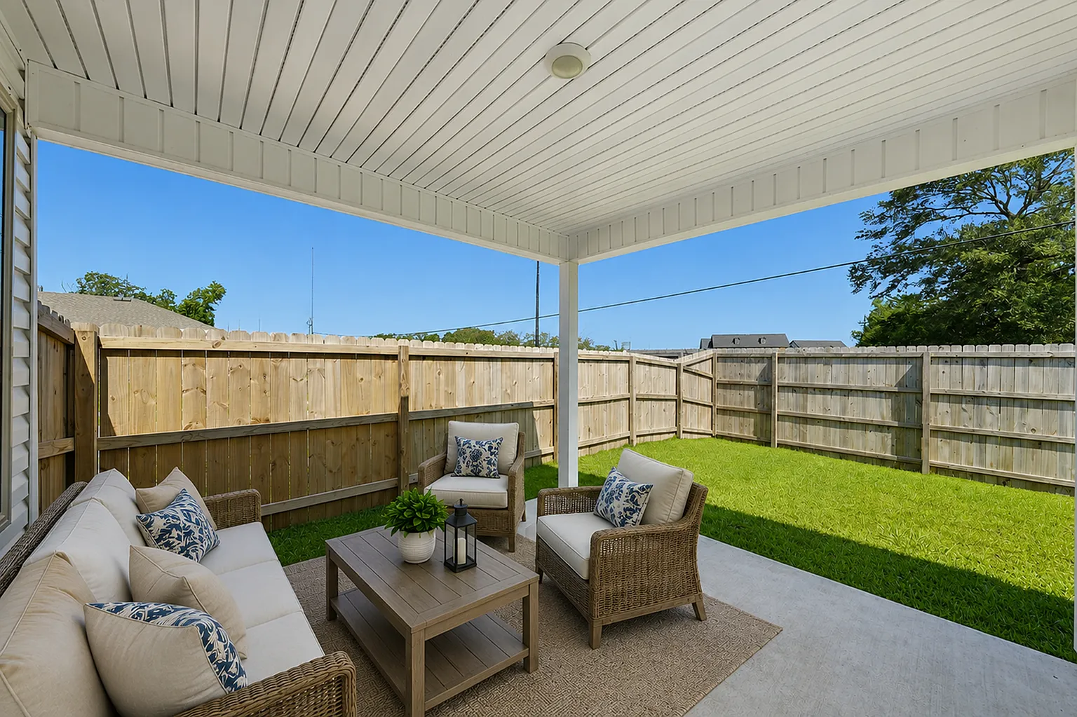Villas at Oak Bend - Home Rentals — Photo 3