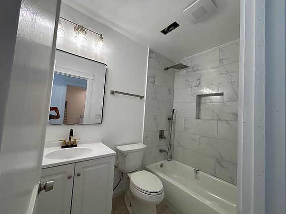 3rd image of 2156 Centre Ave #Ii