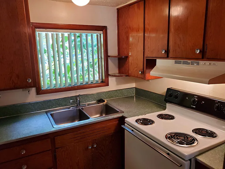 1395 High St #307-1/2-& — Photo 7