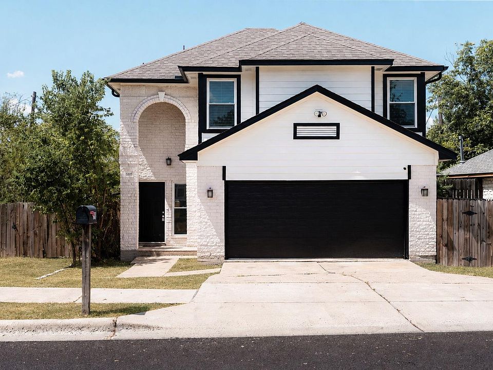 1st image of 3205 Rockhurst Ln