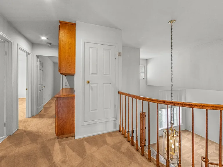 848 Devore Ave — Photo 17