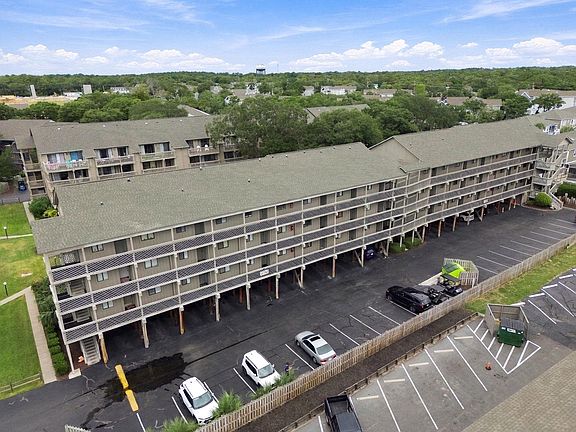 2nd image of 200 Maison Dr. #N-303