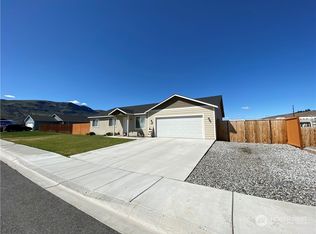 168 Island Loop, Rock Island, WA 98850