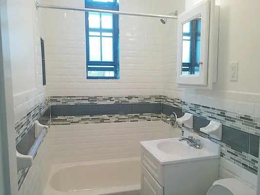 Rented by Bohemia Realty Group | media 13