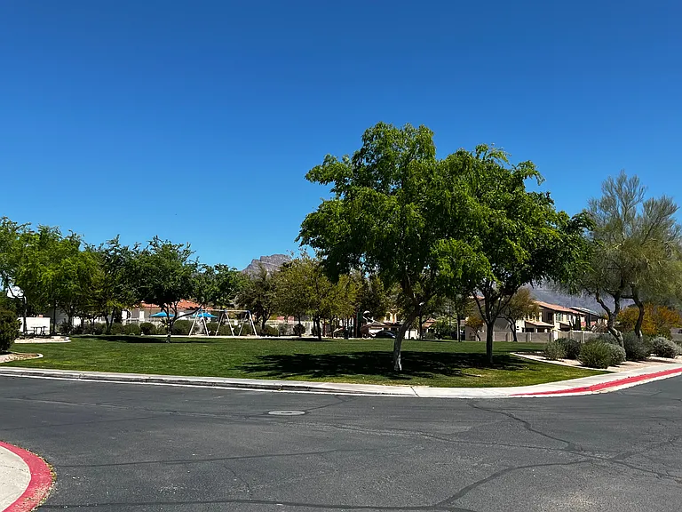 2724 S Chaparral Rd — Photo 26