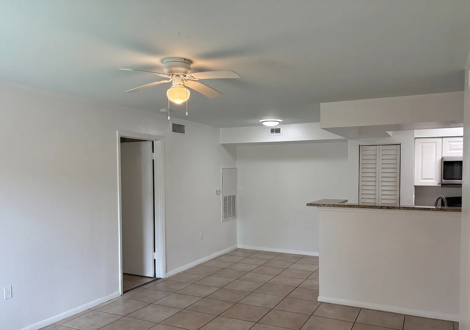 3028 Parkway Blvd — Photo 2
