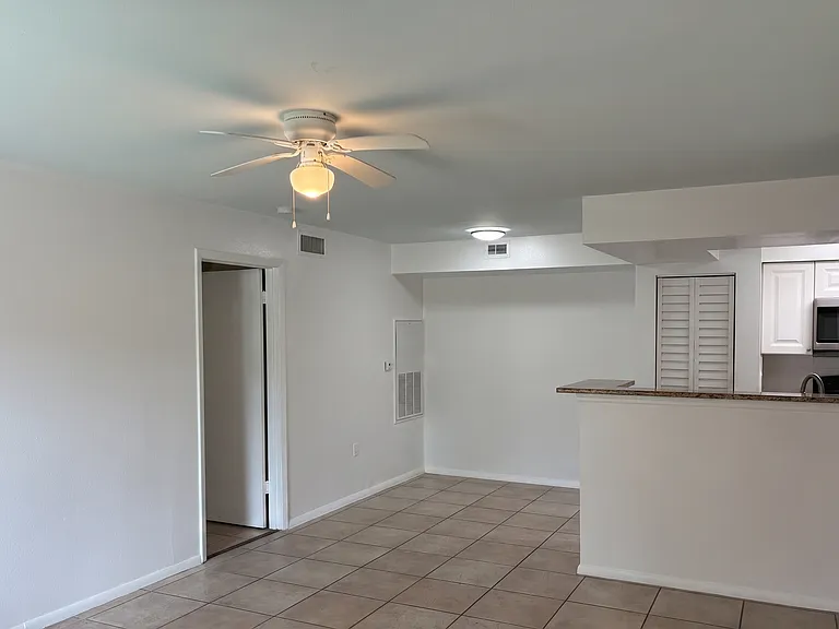 3028 Parkway Blvd #108 — Photo 2