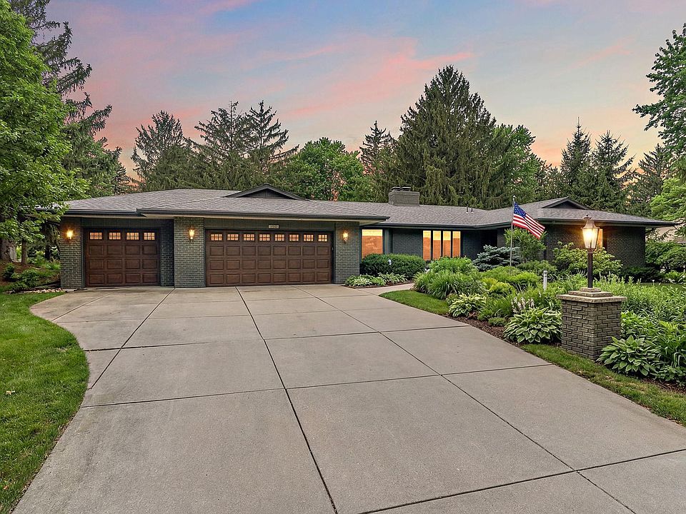 1st image of 8047 Somerset Rd