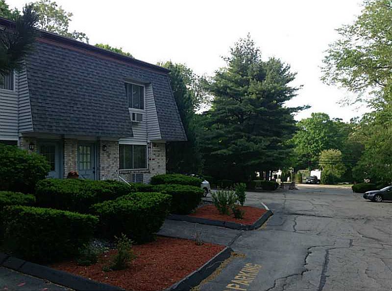 1st image of 1560 Douglas Ave APT 1