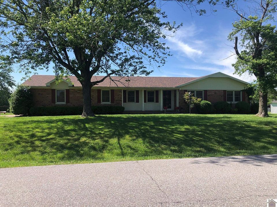 1st image of 141 Charlotte Ann Dr