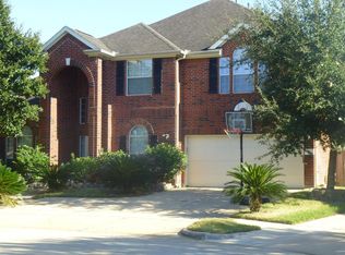211 Carlie Way, Stafford, TX 77477