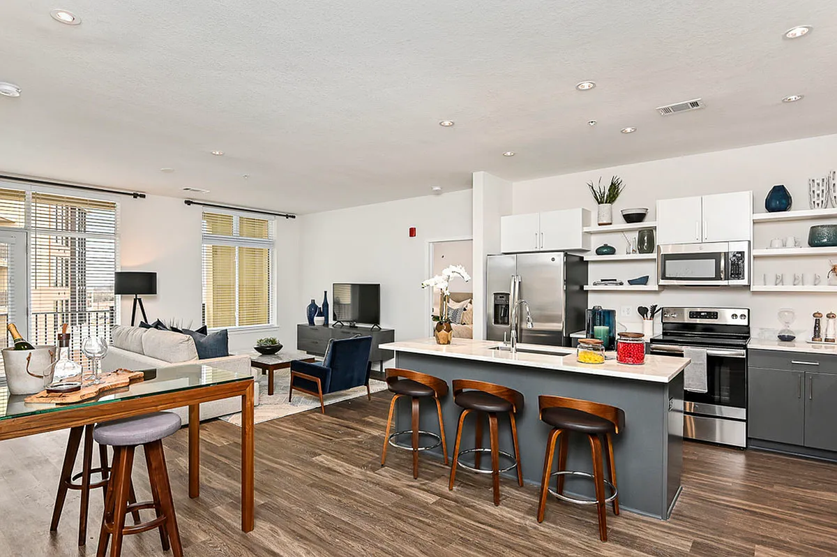 The District Flats — Photo 3