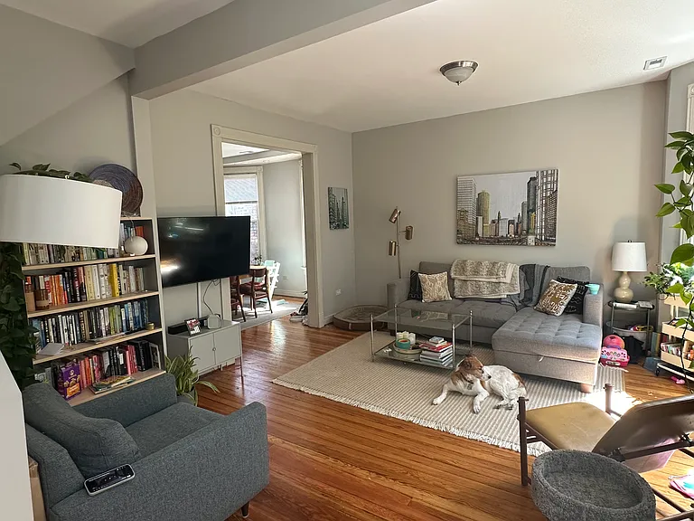 2043 N Sawyer Ave #2 — Photo 5