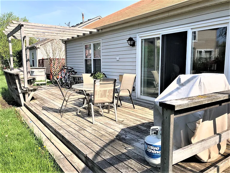 41 Bedford Rd — Photo 11