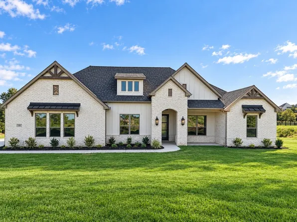 131 Oak Meadow Ln, Weatherford, TX 76085