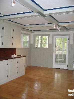 3rd image of 167 Longwood Ave