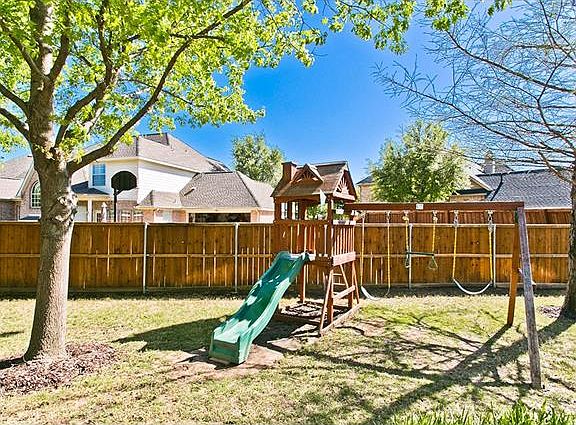 5th image of 518 Ironwood Dr