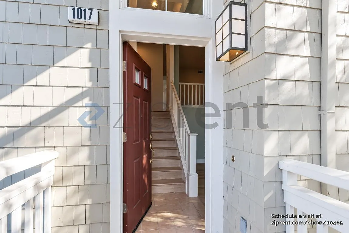Building Photo - 1017 Keeble Ct