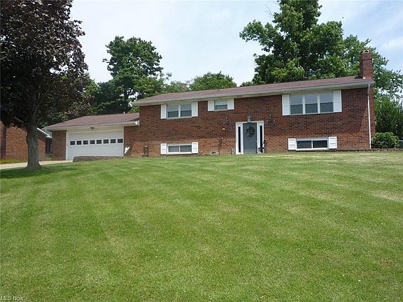 2nd image of 497 Kittle St