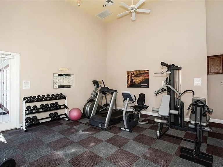 7685 Plantation Cir #B — Photo 28