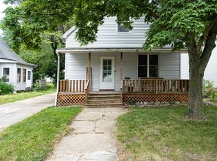 1230 S 4th St, Pekin, IL