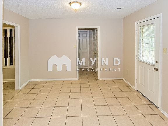 3rd image of 4581 La Paloma Ln