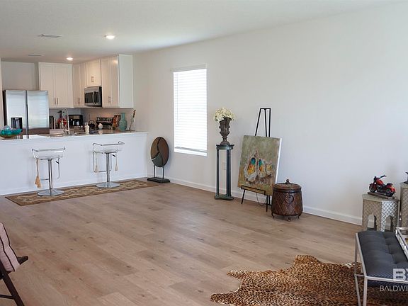 5th image of 22192 Cesta Way