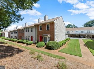 218 Mill Creek Pl, Roswell, GA 30076