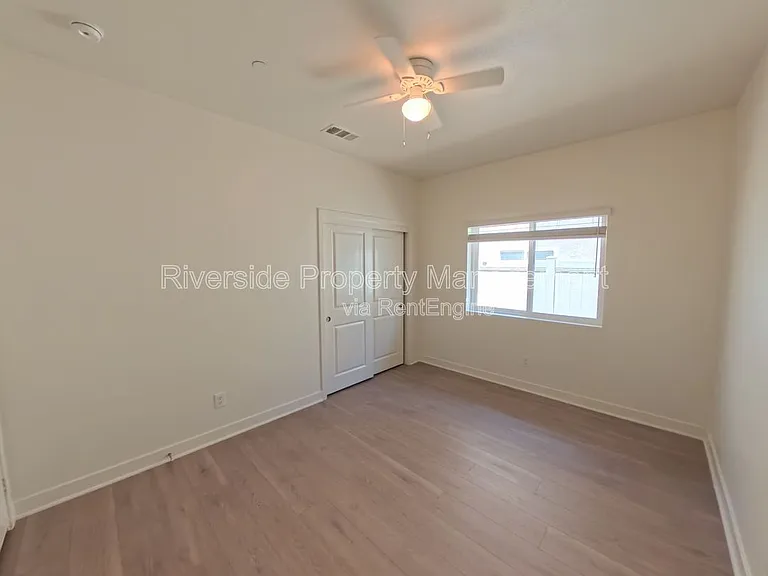 2921 Gibson St — Photo 23