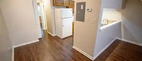 4th image of 2365 Parrot Ln