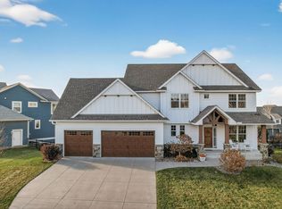 5865 Comstock Ln N, Plymouth, MN 55446