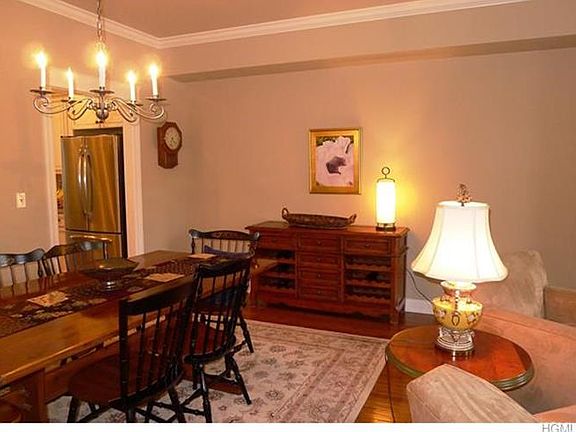 5th image of 54 Cropsey St