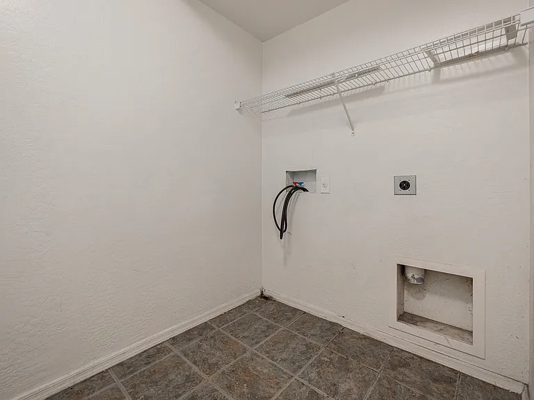2032 N 78th Gln — Photo 18