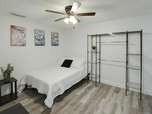 3rd image of 3624 Sugarcreek Dr #14166517