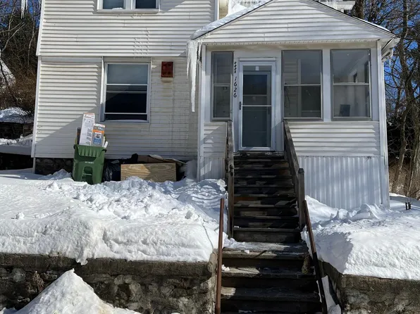 1626 N Main St, Waterbury, CT 06704