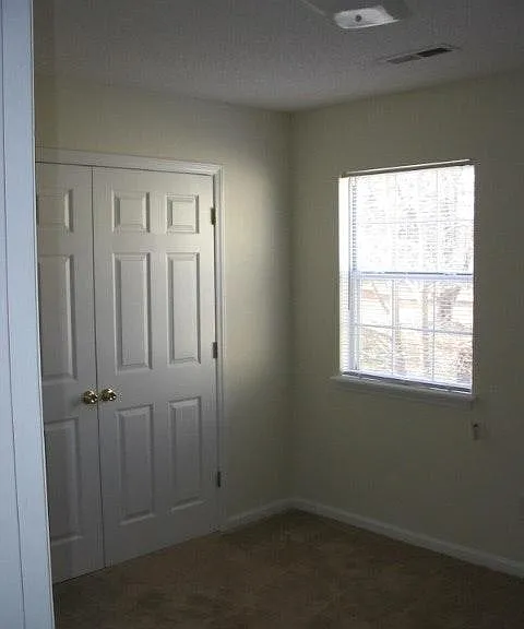 104 Benin Ct #B — Photo 10