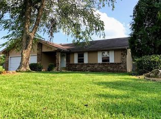 3242 W Riverside St, Springfield, MO 65807