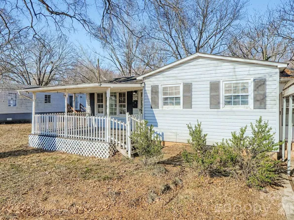 901 Klondale St, China Grove, NC 28023