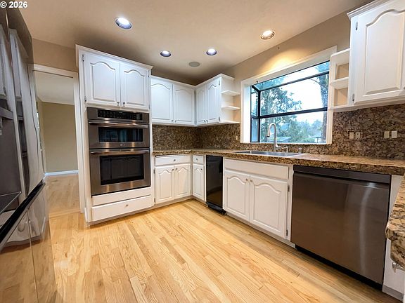 2nd image of 14706 SE 29th St
