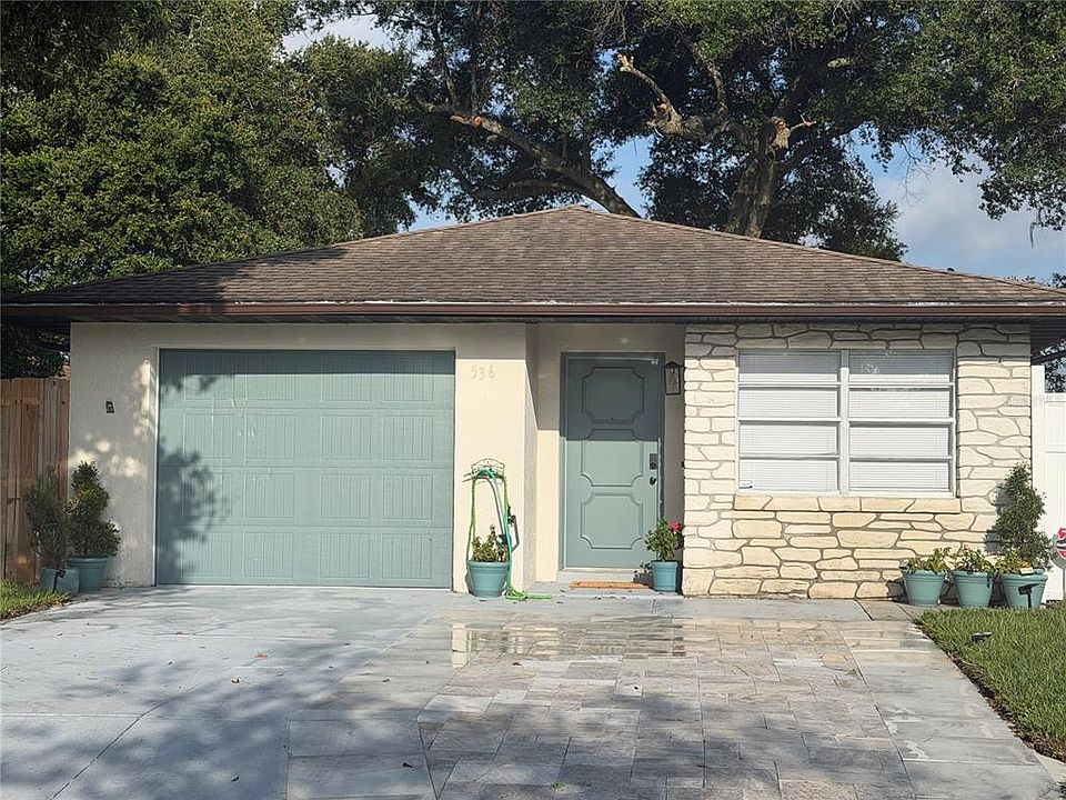 1st image of 536 Hibiscus Way #7-B