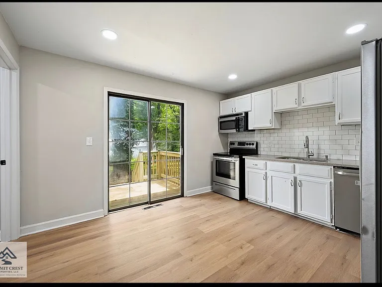 7317 Elm St — Photo 5