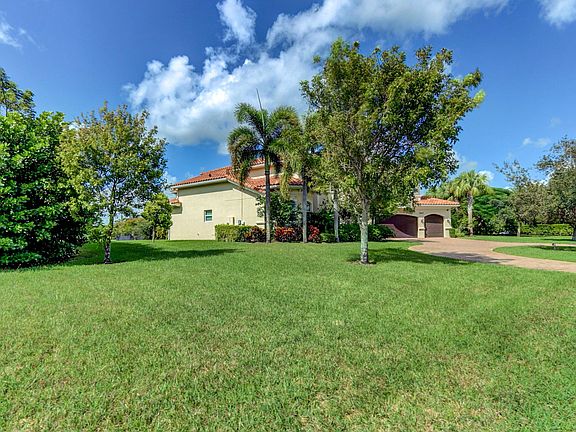 Home For Sale In Bay Hill Estates