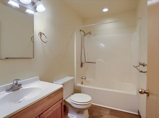 2101 Cedar Run Dr #10, Camp Hill, PA 17011