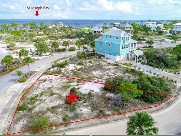79 Regatta Dr, Pt Saint Joe, FL 32456