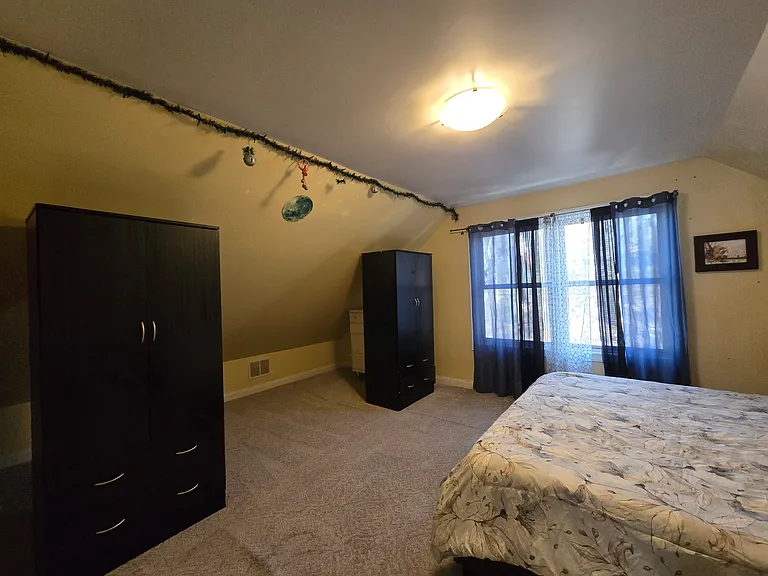 582 State St #1 — Photo 7