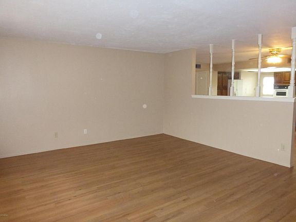 2nd image of 4860 W Cinnabar Ave